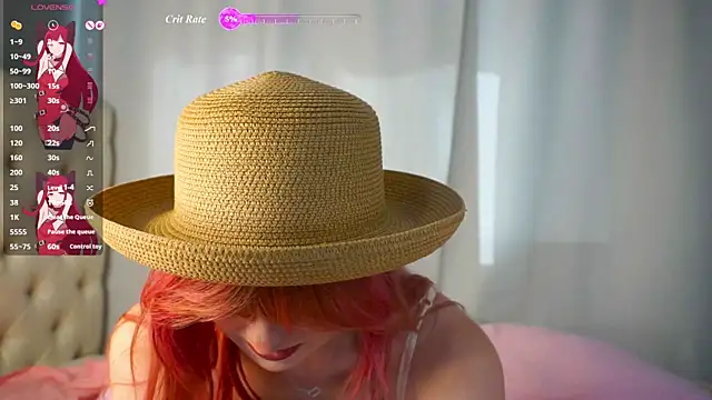 Snapshot of LunaLeez chatting on July 11, 2026, 11:10 am LunaLeez online show from July 11, 2026, 11:10 am