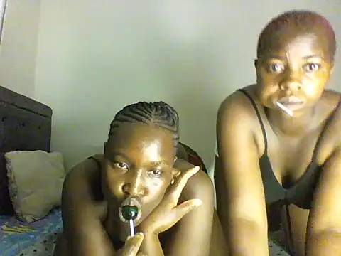 Snapshot of Ebony_sweet_slut chatting on May 18, 2026, 3:17 am Ebony sweet slut online show from May 18, 2026, 3:17 am