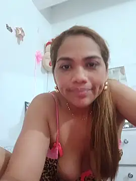 Snapshot of NaughtyMorenna chatting on June 14, 2026, 4:14 am NaughtyMorenna online show from June 14, 2026, 4:14 am