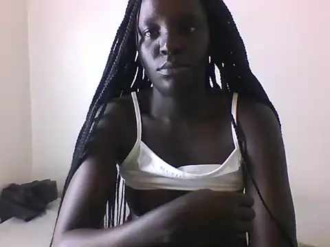 LatishLava online show from June 10, 2026, 2:46 am