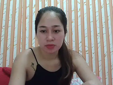 urcherryasian online show from May 31, 2026, 6:20 pm