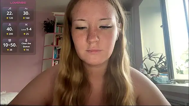 Lisi Kiss  online show from July 16, 2026, 4:15 pm