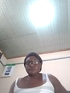 Judith123 online show from July 18, 2026, 4:43 am