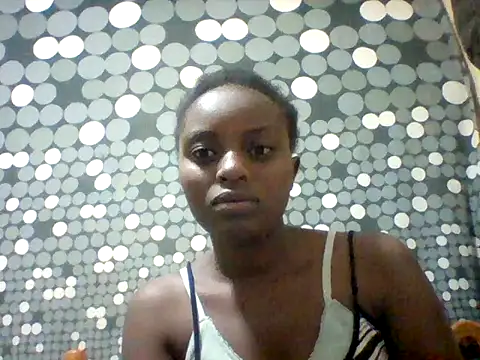 Snapshot of liligal chatting on July 14, 2026, 4:28 am liligal online show from July 14, 2026, 4:28 am