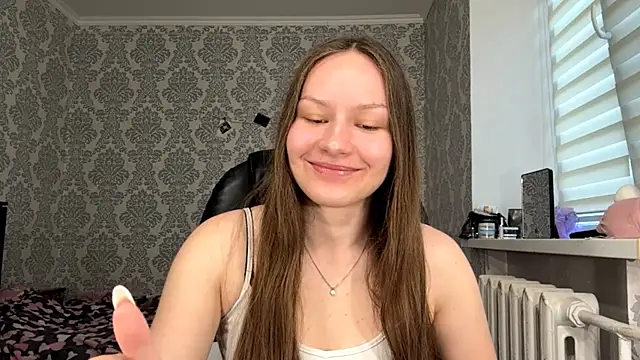 Snapshot of ShaylaChong chatting on June 14, 2026, 4:35 am ShaylaChong online show from June 14, 2026, 4:35 am