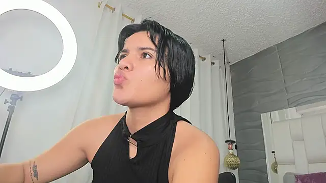 Snapshot of Lia__Kalifa chatting on May 30, 2026, 3:24 am Lia Kalifa online show from May 30, 2026, 3:24 am