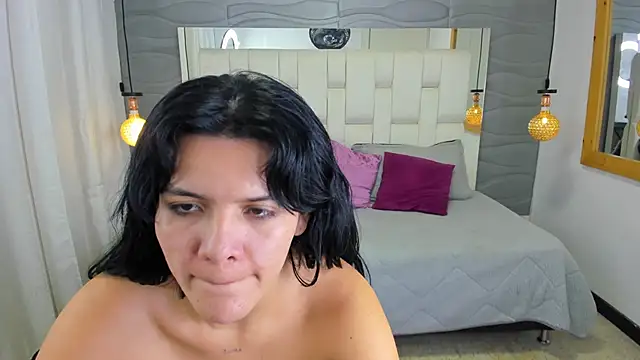 Snapshot of Lia__Kalifa chatting on June 2, 2026, 3:17 am Lia Kalifa online show from June 2, 2026, 3:17 am