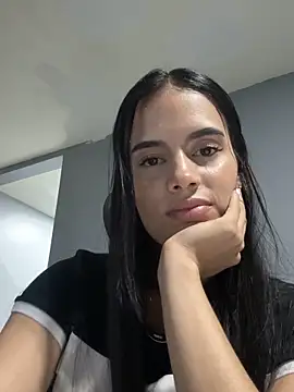 bihanca sainz online show from May 27, 2026, 1:57 am