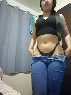 Snapshot of victoria_722 chatting on May 23, 2026, 12:20 am victoria 722 online show from May 23, 2026, 12:20 am