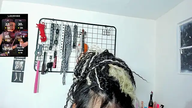 baby punk  online show from May 30, 2026, 1:34 am