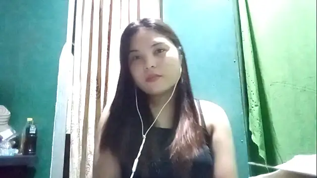 RosariaSuglia online show from May 27, 2026, 5:37 am