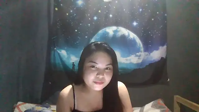 RosariaSuglia online show from May 28, 2026, 11:05 am