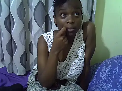 Snapshot of hot_rinah chatting on May 17, 2026, 10:15 am hot rinah online show from May 17, 2026, 10:15 am