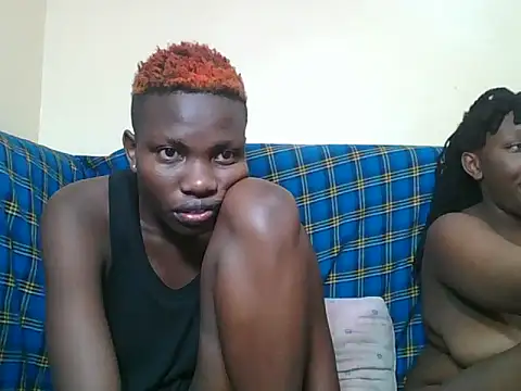 Snapshot of LunaCharm2 chatting on June 24, 2026, 5:17 am LunaCharm2 online show from June 24, 2026, 5:17 am