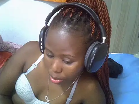 hot petrah online show from June 2, 2026, 6:08 pm