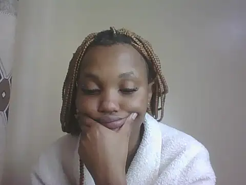 Snapshot of PrettyT5 chatting on July 15, 2026, 12:45 pm PrettyT5 online show from July 15, 2026, 12:45 pm
