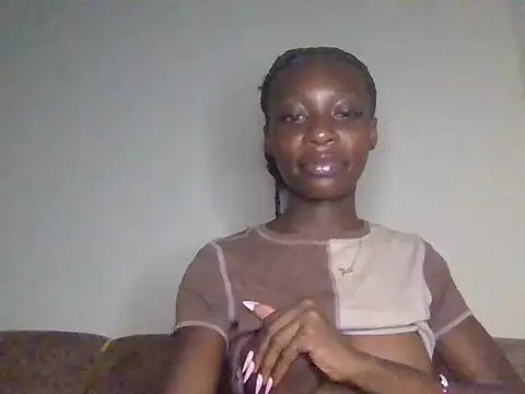 miss petite0 online show from June 10, 2026, 9:38 pm