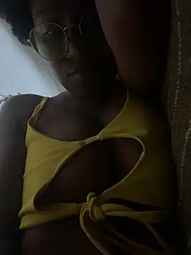 Snapshot of cacauzinhababy chatting on June 17, 2026, 6:07 pm cacauzinhababy online show from June 17, 2026, 6:07 pm