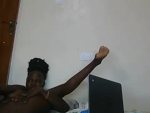 Snapshot of sweet_ebony34 chatting on July 15, 2026, 3:30 pm sweet ebony34 online show from July 15, 2026, 3:30 pm