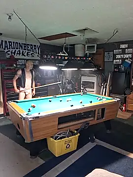 Snapshot of truckdawg2023 chatting on June 10, 2026, 5:36 pm truckdawg2023 online show from June 10, 2026, 5:36 pm