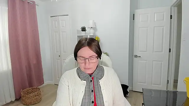 Vika73 online show from February 18, 2025, 3:10 pm