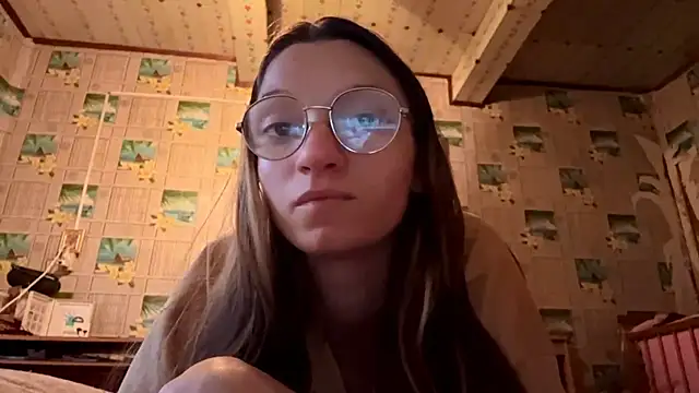 Snapshot of SparkleJebb chatting on July 9, 2026, 5:34 pm SparkleJebb online show from July 9, 2026, 5:34 pm