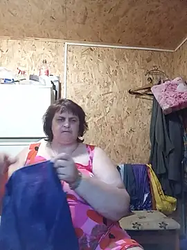 Snapshot of LisichkaOksana chatting on July 11, 2026, 6:08 pm LisichkaOksana online show from July 11, 2026, 6:08 pm