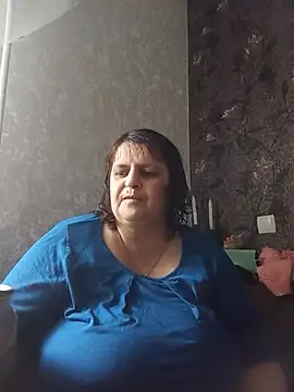 Snapshot of LisichkaOksana chatting on July 14, 2026, 11:49 am LisichkaOksana online show from July 14, 2026, 11:49 am
