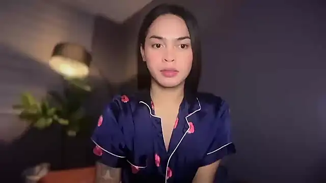 Snapshot of Amylaa chatting on July 18, 2026, 9:23 pm Amylaa online show from July 18, 2026, 9:23 pm