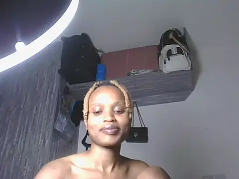 Snapshot of Tempting_Ebony chatting on May 31, 2026, 3:12 am Tempting Ebony online show from May 31, 2026, 3:12 am