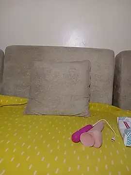 Snapshot of prettymissrose chatting on June 19, 2026, 7:41 pm prettymissrose online show from June 19, 2026, 7:41 pm