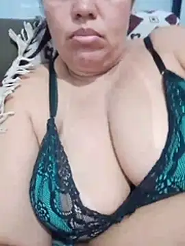 nina28291 online show from June 30, 2026, 3:34 pm