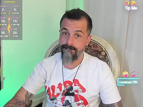Snapshot of Miguel_angeel_ chatting on July 16, 2026, 4:37 pm Miguel angeel online show from July 16, 2026, 4:37 pm