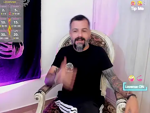 Snapshot of Miguel_angeel_ chatting on July 9, 2026, 4:28 pm Miguel angeel online show from July 9, 2026, 4:28 pm