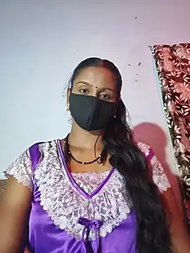 madhushree143 online show from July 13, 2026, 4:28 pm