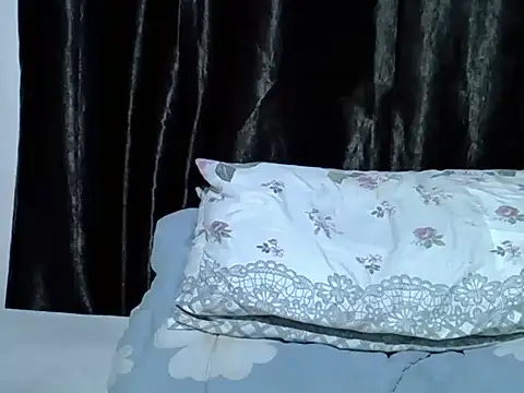 Snapshot of beib_ria chatting on July 9, 2026, 1:39 am beib ria online show from July 9, 2026, 1:39 am