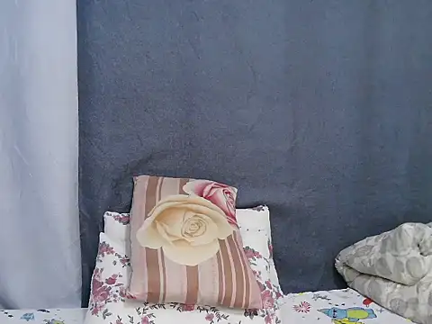 Cute lyn online show from May 25, 2026, 10:52 pm
