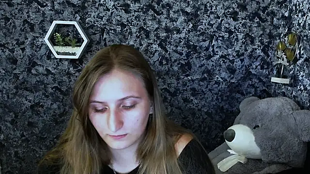 Snapshot of Jenny_smille_ chatting on June 5, 2026, 6:18 am Jenny smille online show from June 5, 2026, 6:18 am