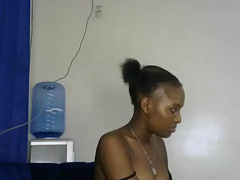 Sexy strawberina online show from May 30, 2026, 2:44 pm