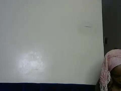 Snapshot of Sexy_strawberina chatting on June 16, 2026, 12:49 pm Sexy strawberina online show from June 16, 2026, 12:49 pm