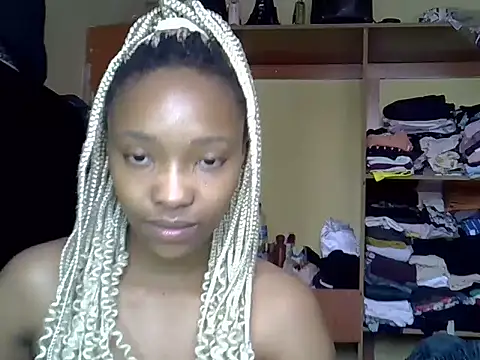 Snapshot of pretty_jazminee1 chatting on May 31, 2026, 8:20 am pretty jazminee1 online show from May 31, 2026, 8:20 am