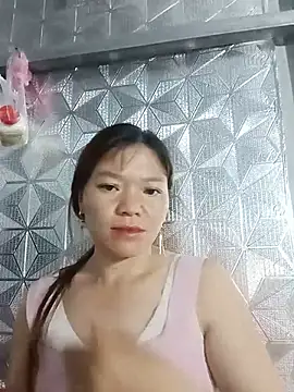 Snapshot of lya_sexyy chatting on June 21, 2026, 2:56 pm lya sexyy online show from June 21, 2026, 2:56 pm