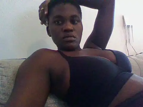 Hotty-booty1 online show from May 26, 2026, 10:46 am