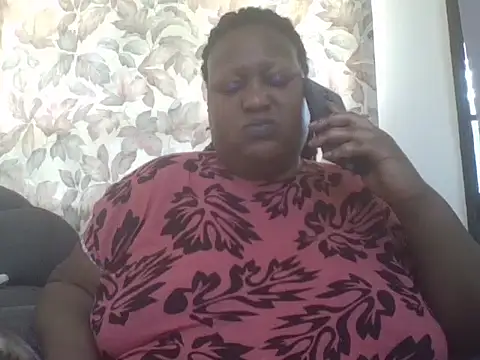 Snapshot of fat_ebonyqueen chatting on June 30, 2026, 6:57 am fat ebonyqueen online show from June 30, 2026, 6:57 am