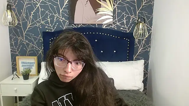 Allyshon  online show from May 22, 2026, 8:07 pm