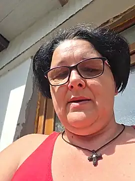 Snapshot of Diana_Diafan chatting on June 3, 2026, 7:42 am Diana Diafan online show from June 3, 2026, 7:42 am