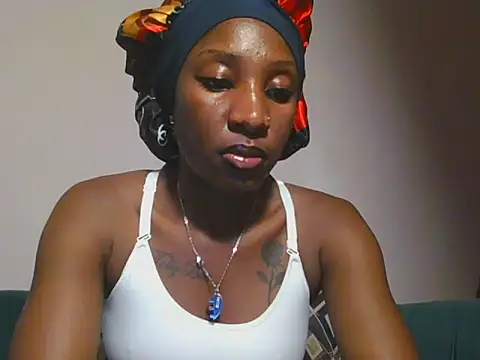 Snapshot of Hornycammy23 chatting on June 6, 2026, 5:56 am Hornycammy23 online show from June 6, 2026, 5:56 am