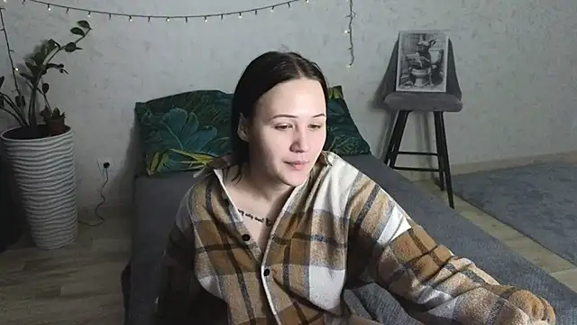 Tori cute online show from May 30, 2026, 4:52 am