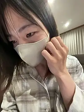 Snapshot of mayumichan13_v chatting on May 23, 2026, 8:08 pm mayumichan13 v online show from May 23, 2026, 8:08 pm