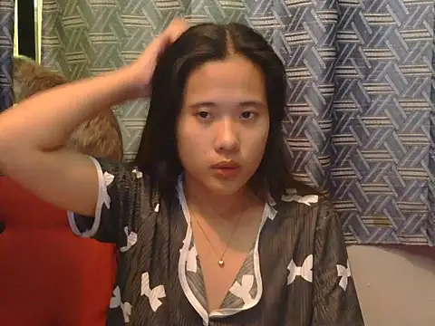 Snapshot of petiteasian_pinaygirl chatting on June 17, 2026, 1:05 am petiteasian pinaygirl online show from June 17, 2026, 1:05 am